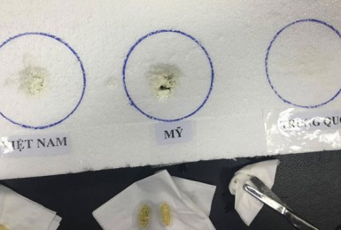 Dầu cá chứa Omega-3 ăn mòn xốp có nguy hiểm không? Dầu cá chứa Omega-3 ăn mòn xốp có nguy hiểm không?